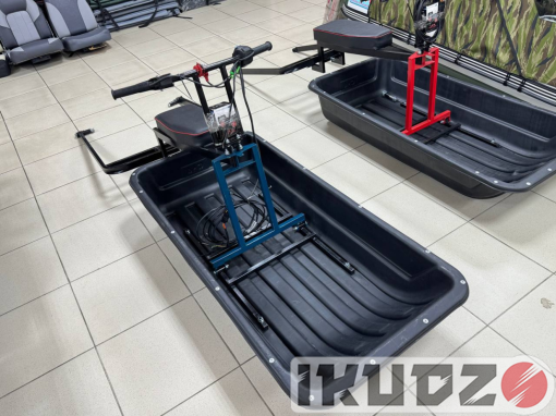 Ikudzo Terrain pusher (600 caterpillar, reinforced, with heated handles) col. Black-blue